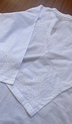 将图像加载到图库查看器中, Women's Lakhnavi Handcrafted Cotton Chikankari Kurti - NC265