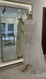 Load image into Gallery viewer, Titlee Women's Lakhnavi Handcrafted Mul Chanderi Kurta And Dupatta Set - HONC0233861