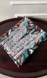 Load image into Gallery viewer, Women's Lakhnavi Handcrafted Cotton Chikankari Unstitched Kurti Fabric - HONC0315330