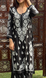 Load image into Gallery viewer, Women's Lakhnavi Handcrafted Modal Cotton Chikankari Kurta And Palazzo Set - HONC0200274