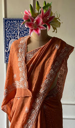 将图像加载到图库查看器中, Women's Lakhnavi Handcrafted Pure Silk Georgette Chikankari Saree - HONC0216637