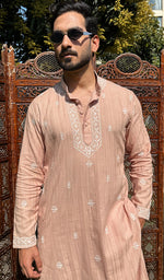 Load image into Gallery viewer, Men's Lucknowi Handcrafted Cotton Chikankari Kurta - HONC0335263
