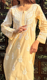 将图像加载到图库查看器中, Tara Women's Lucknowi Handcrafted Cotton Chikankari Kurti - HONC0234305