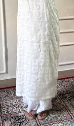 将图像加载到图库查看器中, Prisha Women's Lucknowi Handcrafted Cotton Chikankari Kurti - HONC0341068