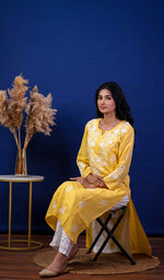 将图像加载到图库查看器中, Reet Women's Lucknowi Handcrafted Modal CottonChikankari Kurti - HONC0212000