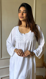 将图像加载到图库查看器中, Women's Lucknowi Handcrafted Muslin Chikankari Kurti - HONC0202066