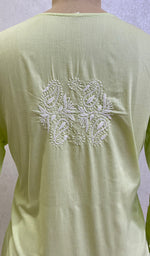 将图像加载到图库查看器中, Sufiyani Women's Lucknowi Handcrafted Cotton Chikankari Kurti - HONC161351