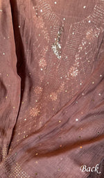 将图像加载到图库查看器中, Fauzia Women's Lakhnavi Handcrafted Mul Chanderi Semi - Stitched Kurta And Dupatta Set - HONC0254100