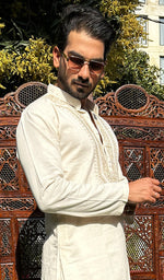 Load image into Gallery viewer, Men's Lucknowi Handcrafted Cotton Chikankari Kurta - HONC0342330