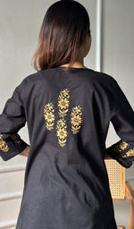 Load image into Gallery viewer, Women's Lucknowi Handcrafted Cotton Chikankari Top - HONC0297385