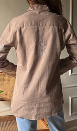 将图像加载到图库查看器中, Women's Lakhnavi Handcrafted Cotton Chikankari Top - HONC0293109