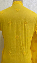 Load image into Gallery viewer, Men's Lucknowi Handcrafted Cotton Chikankari Kurta - HONC0114541