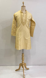 Load image into Gallery viewer, Men's Lucknowi Handcrafted Cotton Chikankari Kurta - HONC0199719