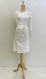 将图像加载到图库查看器中, Women's Lucknowi Handcrafted Cotton Chikankari Kurti - HONC0154665