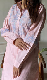 将图像加载到图库查看器中, Enayat Women's Lakhnavi Handcrafted Cotton Chikankari Oversized Kurta And Pant Set - HONC0297451