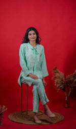 Load image into Gallery viewer, Shazana Women's Lakhnavi Handcrafted Modal Cotton Chikankari Chikankari Top and Pant Set -  HONC0213488