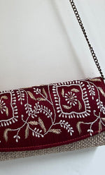 将图像加载到图库查看器中, Chikankari Clutch Bag - HONC0310078