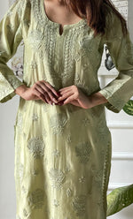将图像加载到图库查看器中, Sufi Women's Lucknowi Handcrafted Chanderi Silk Chikankari Kurti - HONC0141536