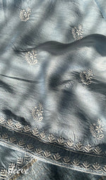 将图像加载到图库查看器中, Women's Lakhnavi Handcrafted Munga Silk Chikankari Kurta And Dupatta Set - HONC0278882