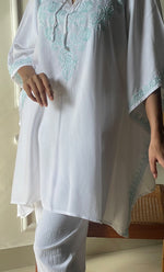 将图像加载到图库查看器中, Women's Lucknowi Handcrafted Cotton Chikankari Kaftan - HONC0297321