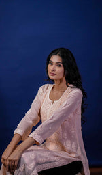 将图像加载到图库查看器中, Umnaaz Women's Lakhnavi Handcrafted Viscose Georgette Chikankari Kurti- HONC0170695