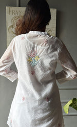 Load image into Gallery viewer, Women's Lakhnavi Handcrafted Mul Chanderi Chikankari Top - HONC0305258