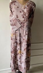 Load image into Gallery viewer, Women's Lakhnavi Handcrafted Cotton Chikankari Kurti - NC4112