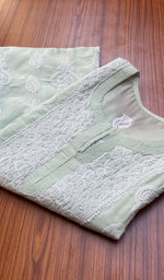 将图像加载到图库查看器中, Women's Lakhnavi Handcrafted Cotton Chikankari Kurti - HONC0267940