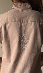 将图像加载到图库查看器中, Women's Lakhnavi Handcrafted Cotton Chikankari Top - HONC0293109