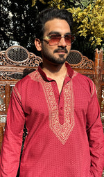 将图像加载到图库查看器中, Men's Lucknowi Handcrafted Cotton Chikankari Kurta - HONC0237353