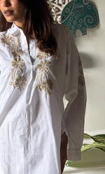 将图像加载到图库查看器中, Women's Lakhnavi Handcrafted Modal Cotton Chikankari Top - HONC0313768