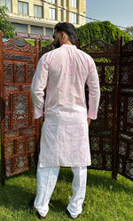 Load image into Gallery viewer, Men's Lucknowi Handcrafted Cotton Chikankari Kurta - HONC0303102