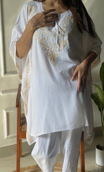 将图像加载到图库查看器中, Women's Lucknowi Handcrafted Cotton Chikankari Kaftan - HONC0297333