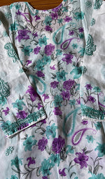 将图像加载到图库查看器中, Women's Lakhnavi Handcrafted Cotton Chikankari Kurti - N85539
