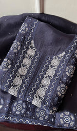 将图像加载到图库查看器中, Women's Lakhnavi Handcrafted Pure Organza Chikankari Unstitched Kurta And Dupatta Set- HONC0272166