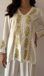 Load image into Gallery viewer, Women's Lakhnavi Handcrafted Cotton Chikankari Kurti And Plazzo Set - HONC0376727
