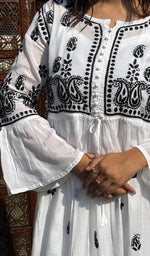 Load image into Gallery viewer, Women's Lakhnavi Handcrafted Muslin Chikankari Kurta And palazzo Set - HONC0229350