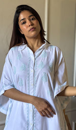 将图像加载到图库查看器中, Women's Lakhnavi Handcrafted Modal Cotton Chikankari Short Kaftan - HONC0283096
