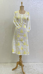 将图像加载到图库查看器中, Gulshan Women's Lucknowi Handcrafted Cotton Chikankari Kurti - HONC0159614
