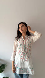 Load image into Gallery viewer, Sophia Women's Lakhnavi Handcrafted Mul Chanderi Chikankari Top - HONC0372966