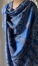 Load image into Gallery viewer, Women's Lakhnavi Handcrafted Tussar Silk Chikankari Saree - HONC0342571