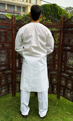 Load image into Gallery viewer, Men's Lucknowi Handcrafted Cotton Chikankari Kurta HONC0326010