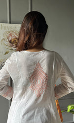 Load image into Gallery viewer, Women's Lucknowi Handcrafted Cotton Chikankari Kurti - HONC0271357