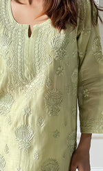 将图像加载到图库查看器中, Sufi Women's Lucknowi Handcrafted Chanderi Silk Chikankari Kurti - HONC0141536