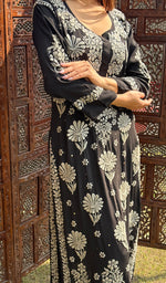 Load image into Gallery viewer, Asma Women's Lucknowi Handcrafted Crepe Chikankari Kurti- HONC0249476