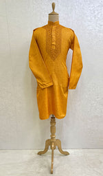 Load image into Gallery viewer, Men's Lucknowi Handcrafted Cotton Chikankari Kurta - HONC0112204