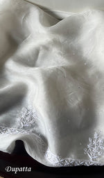 Load image into Gallery viewer, Saziya Women's Lakhnavi Handcrafted Mul Chanderi Semi - Stitched Kurta And Dupatta Set - HONC0300392