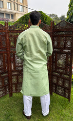Load image into Gallery viewer, Men's Lucknowi Handcrafted Cotton Chikankari Kurta - HONC0298880