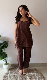 Load image into Gallery viewer, Amreena Women's Lakhnavi Handcrafted Chanderi Silk Chikankari Top And Pant Set - HONC0345001