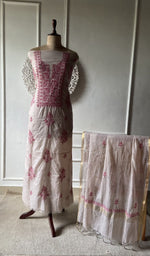 Load image into Gallery viewer, Cream suit set on the mannequin with its dupatta